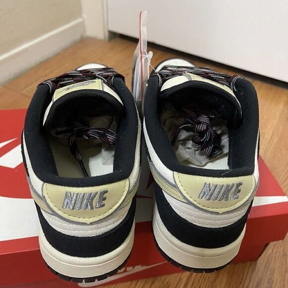 NEW! Nike Dunk Low LX Black Suede Team Gold Wmns size 6.5 men size 5 DV3054-001 - Picture 4 of 10